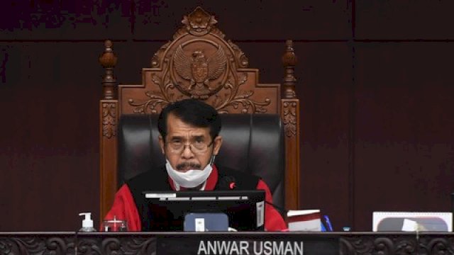 MK Tolak Gugatan Soal Nikah Beda Agama