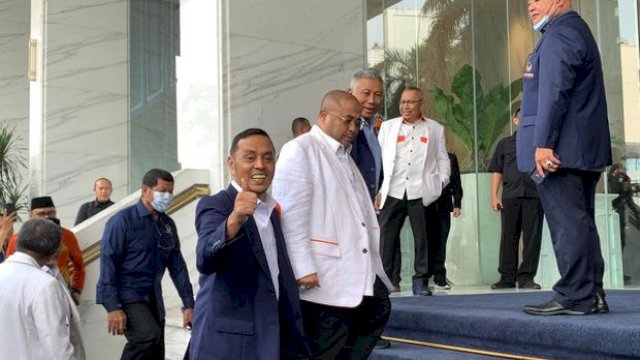 Kakinya Sakit, Presiden PKS Ahmad Syaikhu Absen Pertemuan dengan Surya Paloh