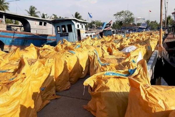 Dirjen Bea Cukai Ungkap Pintu Masuk Pakaian Impor Bekas