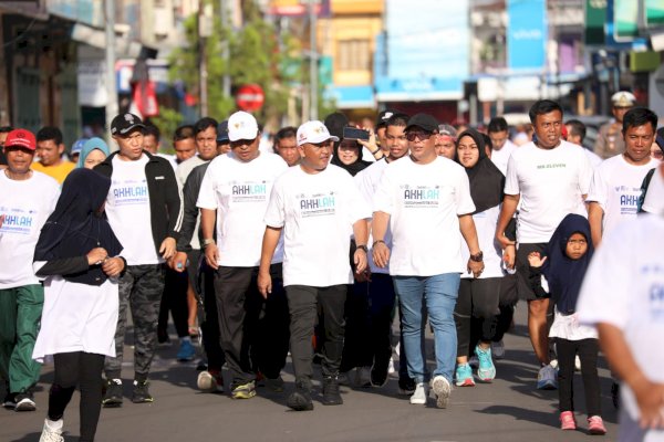 Lepas Jalan Sehat BUMN, Bupati Bantaeng Titip Jaga Kebersamaan
