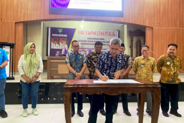 Sekda Maros Pimpin Jalannya Forum Konsultasi Publik Rancangan Awal RKPD 2024