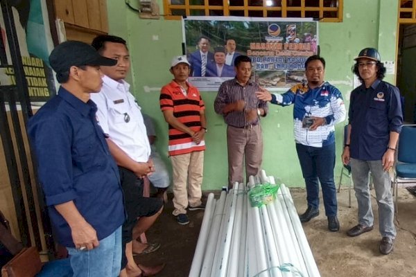 Dapat Bantuan Pipa Jaringan Air Bersih, Warga Cemba Enrekang Bersyukur dan Berterima Kasih ke Partai NasDem