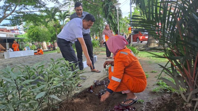Pemerintah Kecamatan Tallo Fokus Pembenahan Taman Kota, Harap Masyarakat Bisa Rasakan Manfaatnya