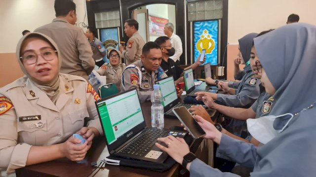 Dukcapil Makassar Buka Layanan Aktivasi Bagi Anggota Polri dan Pegawai Polrestabes Makassar