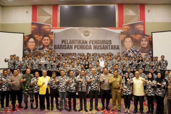 Andi Rio Padjalangi Gantikan John Rende Pimpin Bapera Sulsel