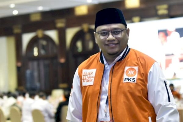 Soal Larangan Bukber, PKS: Kebijakan Tidak Konsisten-Kontraproduktif