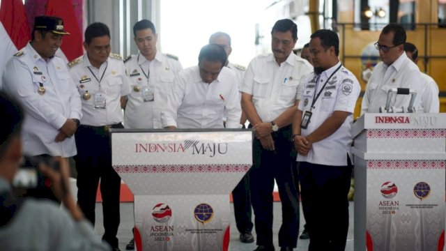 Resmikan Jalur Kereta Api Makassar-Parepare, Presiden Sebut Tingkatkan Daya Saing Sulsel