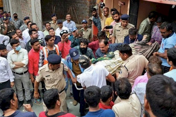 Horor! Atap Kuil India Ambruk, 35 Orang Tewas