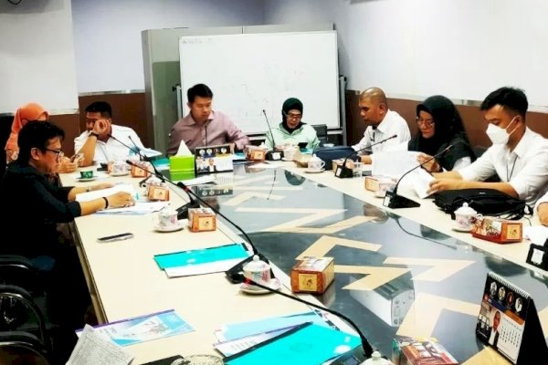 Rapat Bersama Komisi B DPRD Makassar, Perumda Parkir Raya Harap Ini Sebagai Bahan Evaluasi
