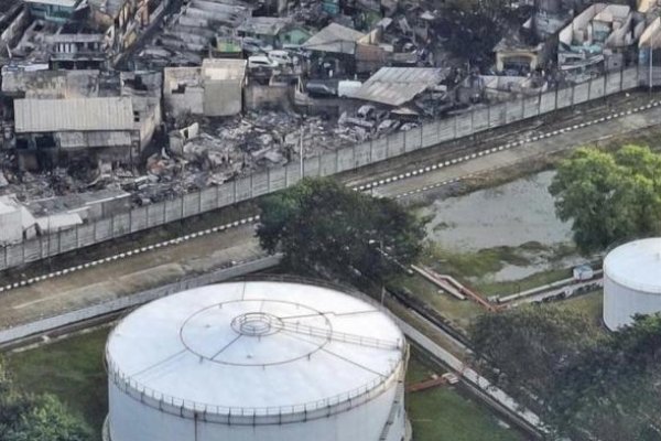 Jokowi soal Kebakaran Permukiman Dekat Depo Plumpang: Harusnya Ini Zona Air