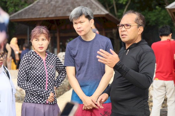 Danny Pomanto Perkenalkan Keindahan Pulau Samalona ke Tim Singapore Cooperation Enterprise