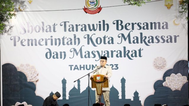 Salat Tarawih Bersama, Danny Pomanto Ingatkan OPD Jaga Kekompakan