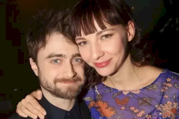 Erin Darke Hamil, Pemeran Harry Potter Daniel Radcliffe Siap Jadi Ayah