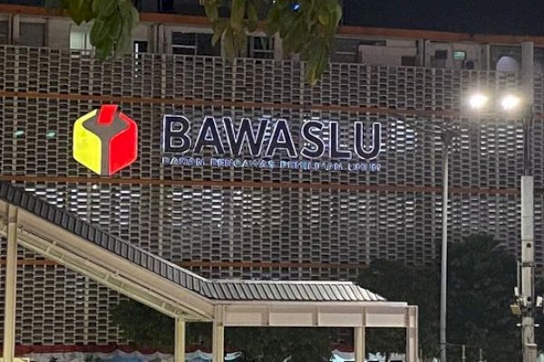 Kabulkan Gugatan Prima, Bawaslu Minta KPU Lakukan Verifikasi Administrasi Ulang