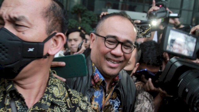 Geledah Rumah Rafael Alun, KPK Temukan Uang dan Puluhan Tas Mewah