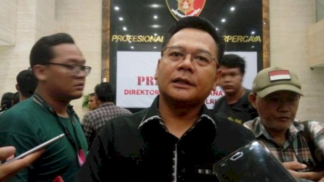 KPK Berhentikan dengan Hormat Direktur Penyelidikan Endar Priantoro