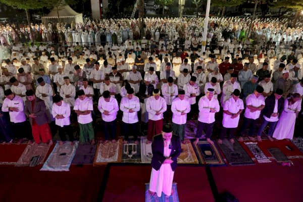 Ribuan Warga Padati Anjungan Pantai Losari Demi Ikuti Program GMSSB Pemkot Makassar