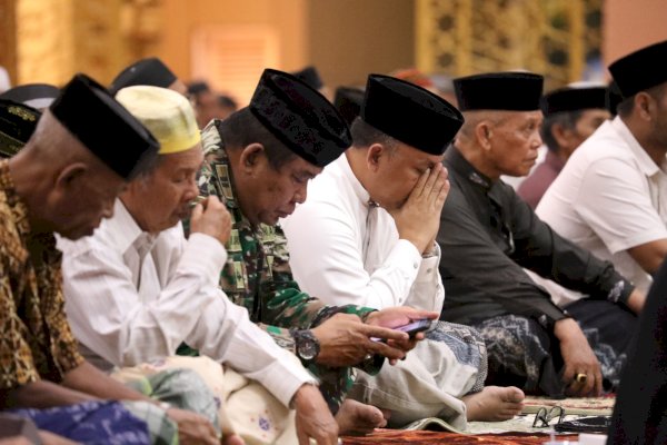 Peringati Malam Nuzulul Quran, Ilham Azikin Ajak Jaga Sinergitas