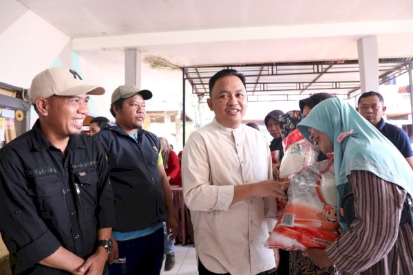 Harap Pangan Masyarakat Terpenuhi, Bupati Bantaeng Salurkan di Tiga Desa