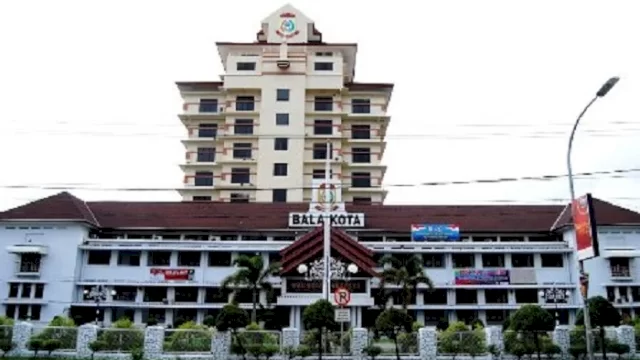 Pemkot Makassar Ubah Tarif Iuran Sampah, Digratiskan untuk Rumah Daya Listrik 450-900 VA