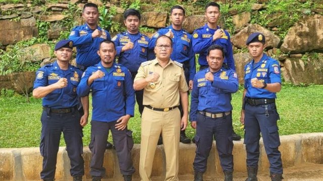 Kepala Damkar Makassar Dampingi Walikota Danny Lepas Peserta National FireFighter Skill Competition