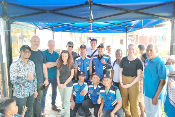 Dinas PU Bersama Lembaga Amal Global Wellcome Trust Tinjau Proyek Program RISE