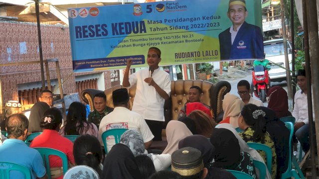 Ketua DPRD Sulsel, Rudianto Lallo Reses di Kelurahan Bunga Ejaya, Kecamatan Bontoala.