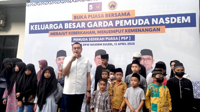 Garda NasDem Sulsel Buka Bersama Anak Panti.