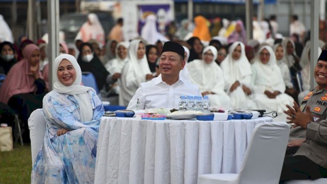 Ketua Partai NasDem Sulsel, Rusdi Masse Bersama Wakil Bendahara Umum DPP NasDem, Fatmawati Rusdi Silaturahmi dan Buka Bersama Masyarakat Sidrap