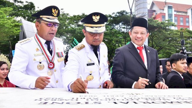 Gubernur Andi Sudirman: Bangkitkan Inovasi, Tingkatkan Kualitas Pelayanan Masyarakat