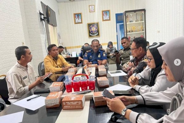 Damkar Makassar Terima Kunjungan Anggota DPRD Wajo