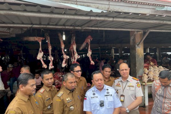 Direktur Alsintan Kementan Muhammad Hatta – Pj Bupati Cek Ketersediaan serta Harga Pangan di Aceh Besar