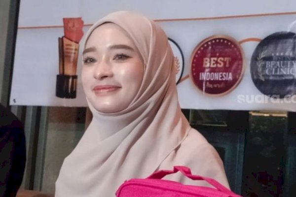 Kecantikan Inara Rusli Usai Lepas Cadar Dikagumi,  Publik Sentil Virgoun: Spek Bidadari Gini Masih Diselingkuhin