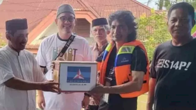 Wakil Ketua DPRD Makassar Salurkan Bantuan Korban Banjir di Manggala