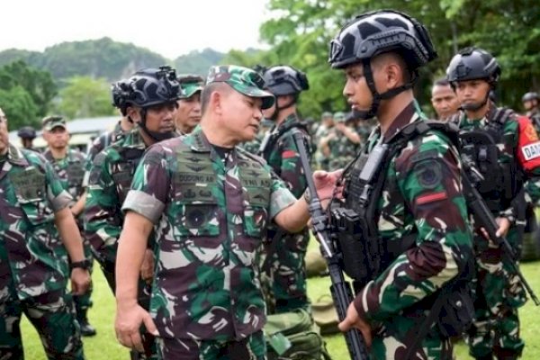 KSAD Dudung Ingatkan Prajurit yang Dikirim ke Papua Tak Langgar Aturan