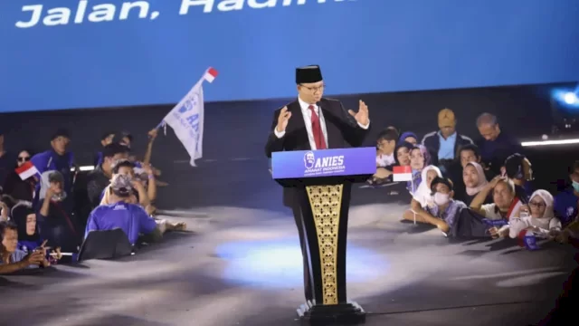 Anies Kritik Kebijakan Subsidi Pembelian Kendaraan Listrik