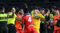 Thailand Hukum Kiper Soponwit Rakyart yang Tonjok Komang Teguh