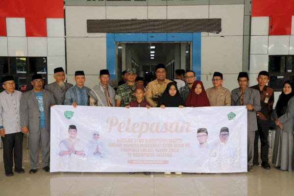 Bupati Maros Lepas Kontingen yang Akan Berlomba di Ajang STQ Tingkat Provinsi