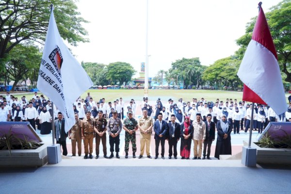 Jelang Pemilu, Bupati Pangkep Yusran Lantik PPS : Lakukan Pendataan Sesuai Fakta di Lapangan