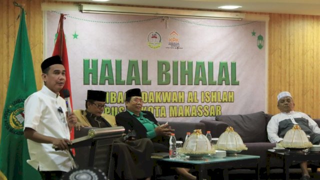 Ketua DPRD Makassar, Rudianto Lallo menghadiri kegiatan Halal Bihalal Lembaga Dakwah Al Ishlas.