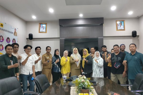 Silaturahmi Bareng Awak Media, Kadis PU Zuhaelsi Program-program di 2023