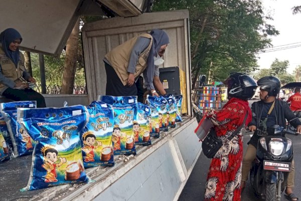 Disdag Makassar Kembali Gelar Operasi Pasar, Kali Ini dengan Konsep Drive Thru