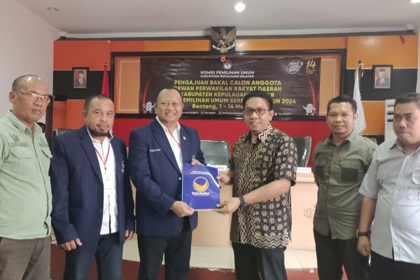 NasDem Resmi Daftarkan Bacaleg ke KPU Kepulauan Selayar, Penuhi Kuota Perempuan