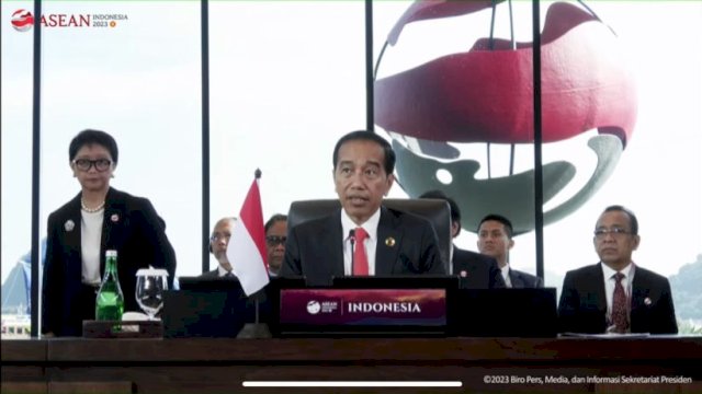 Buka KTT ASEAN 2023, Jokowi: Apa Kita Cuma Diam & Jadi Penonton?