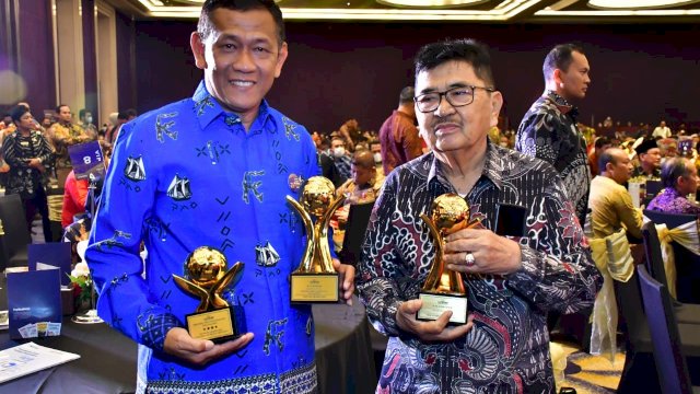 Diterima Walikota, Perumda TM Palopo Raih Penghargaan Top BUMD Awards 2023