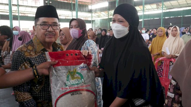 Launching Bantuan Pangan Pemerintah 2023