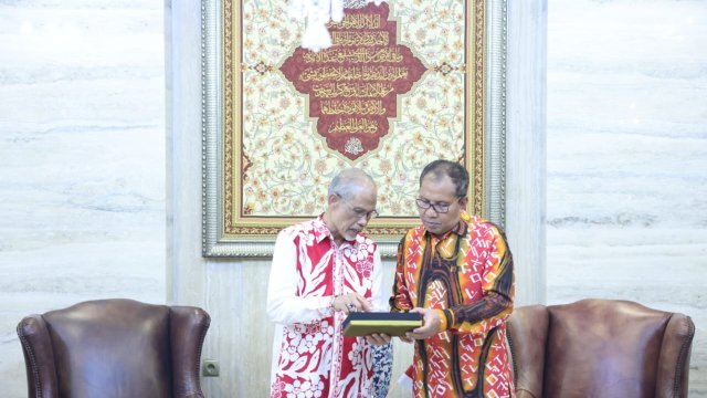 Wali Kota Danny Pomanto Memaparkan Proyek Prestisius Pemkot Makassar ke Menteri Singapura Masagos Zulkifli