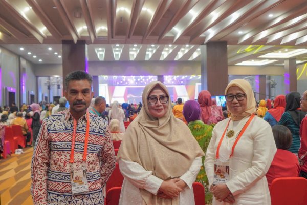 Hayarna Hadiri Puncak HUT Ke-43 Dekranas di Kota Medan