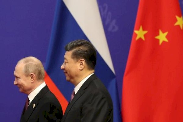 Acuhkan Kritik Barat, China-Rusia Tanda Tangani Kerja Sama Ekonomi