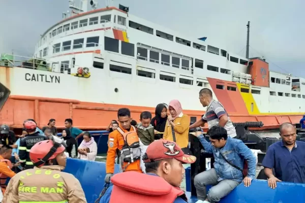 Bus Penyebab Kapal KMP Royce 1 Terbakar Ternyata Milik Kemendag